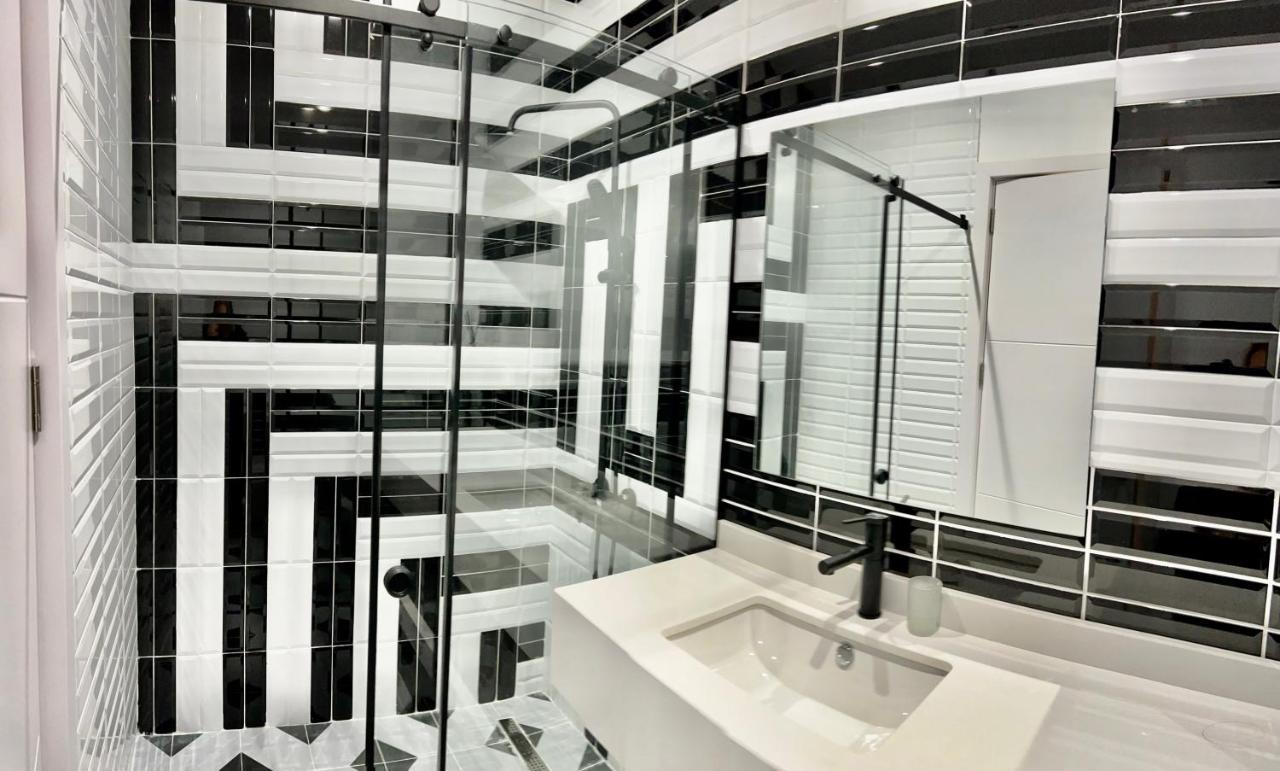 Kinotel Batumi Zewnętrze zdjęcie
